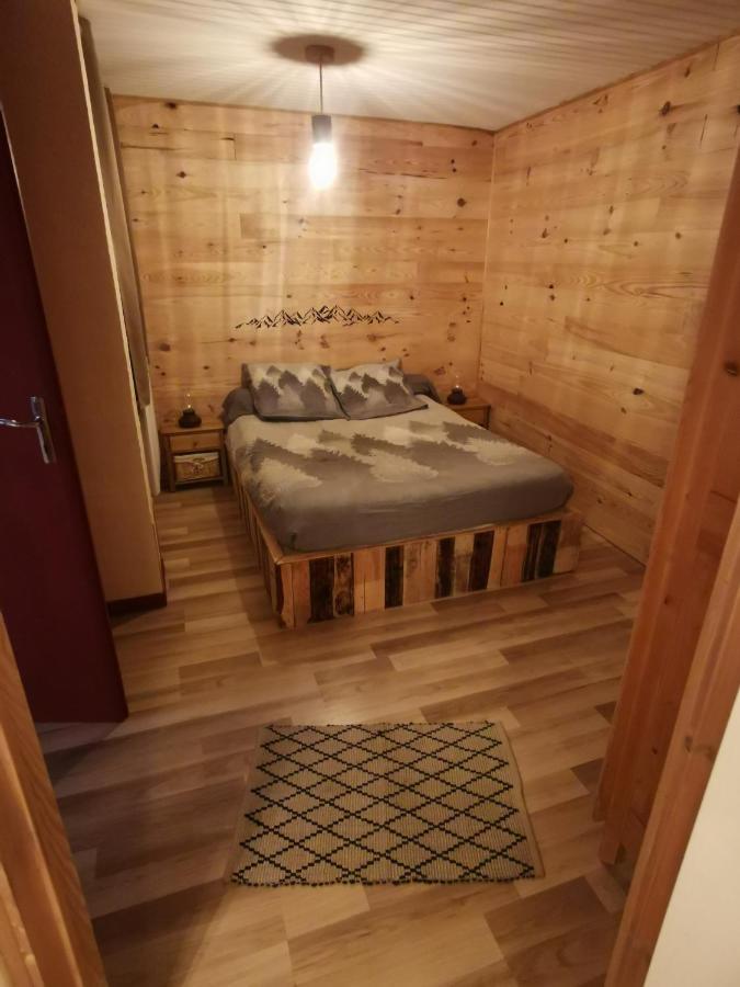 Gite Ha-Py Chalet Campan Eksteriør billede