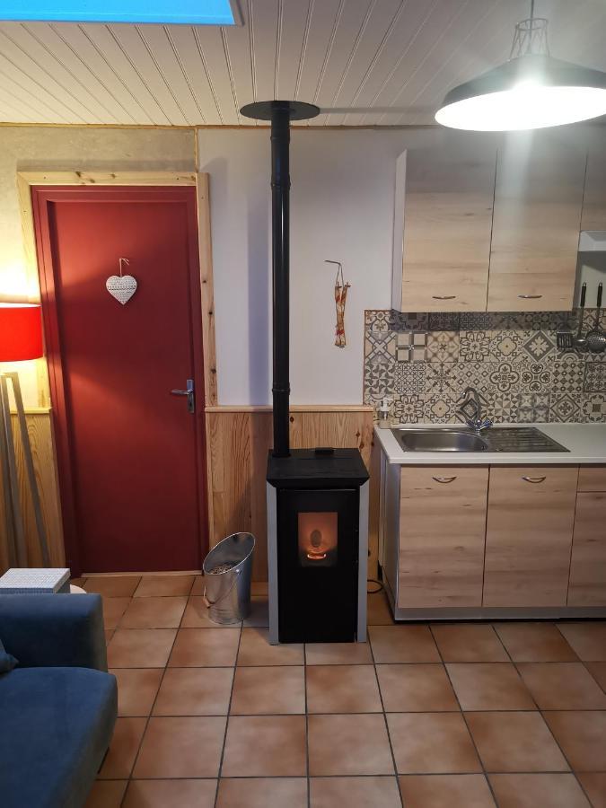 Gite Ha-Py Chalet Campan Eksteriør billede