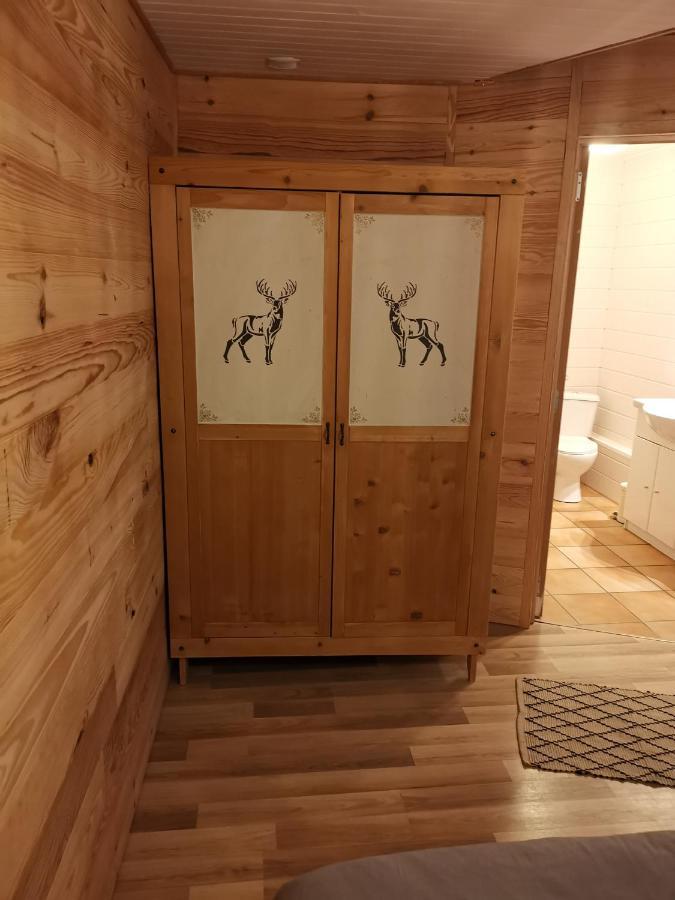 Gite Ha-Py Chalet Campan Eksteriør billede