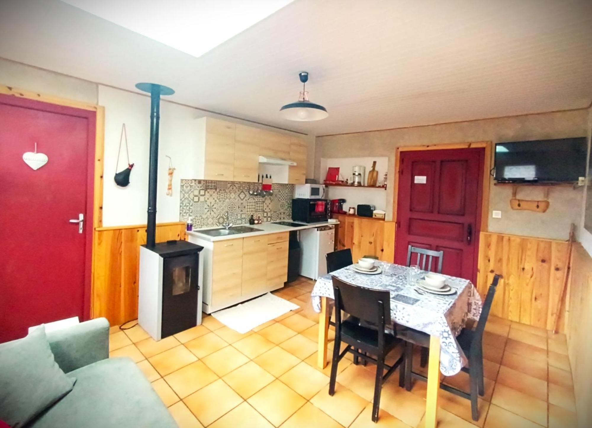 Gite Ha-Py Chalet Campan Eksteriør billede